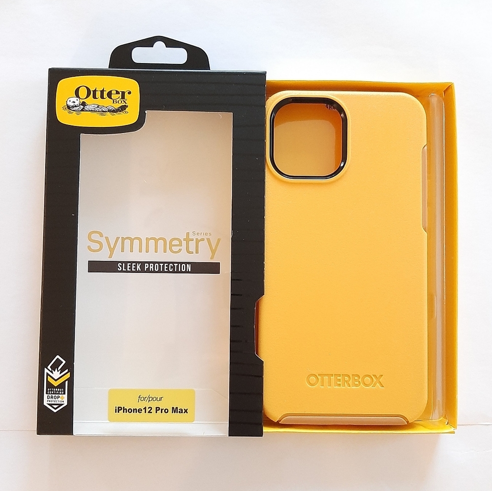 iPhone 12 Pro Max Otterbox Symmetry Case